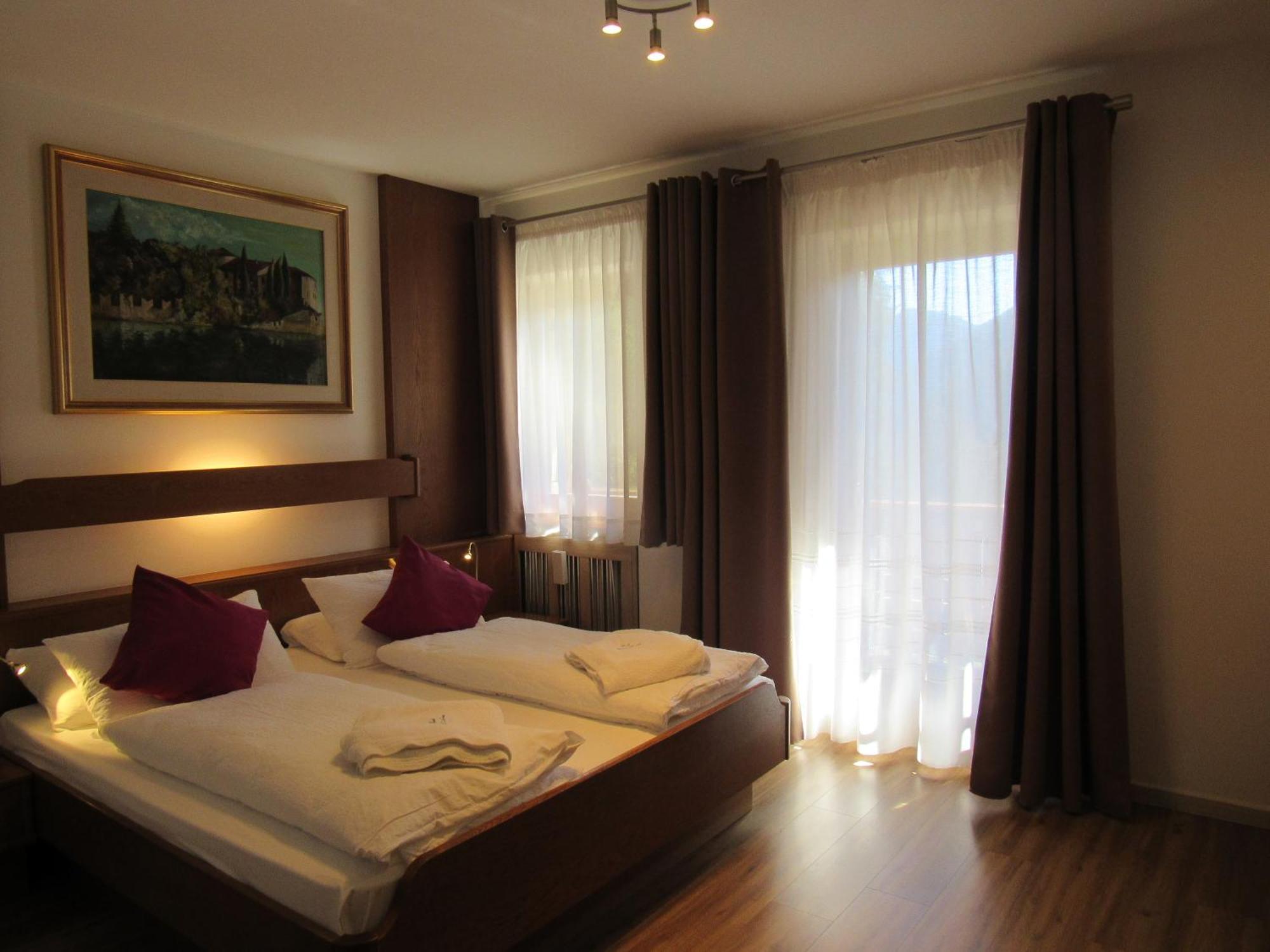 Park Hotel Arnica Фалькаде Экстерьер фото