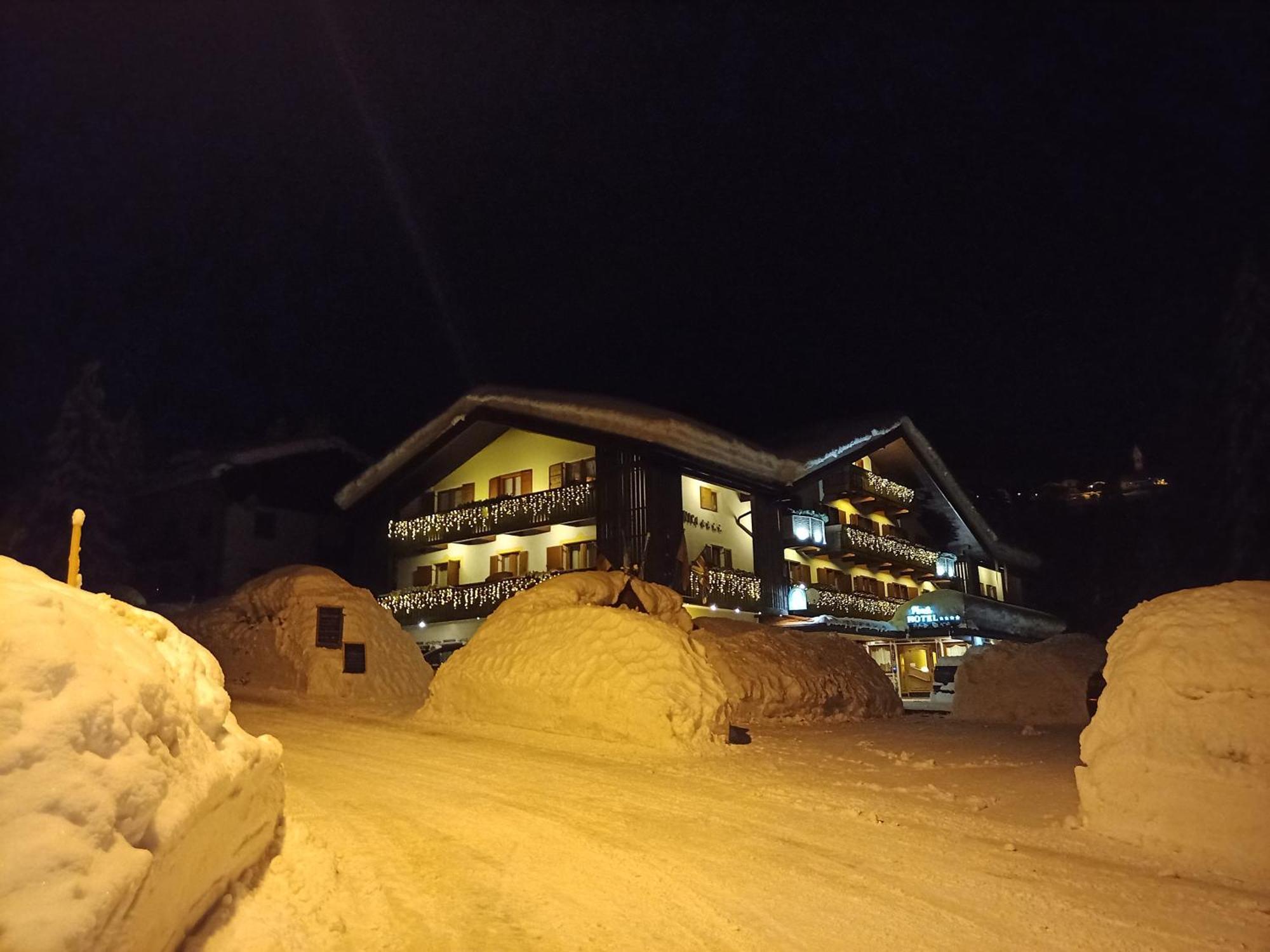 Park Hotel Arnica Фалькаде Экстерьер фото