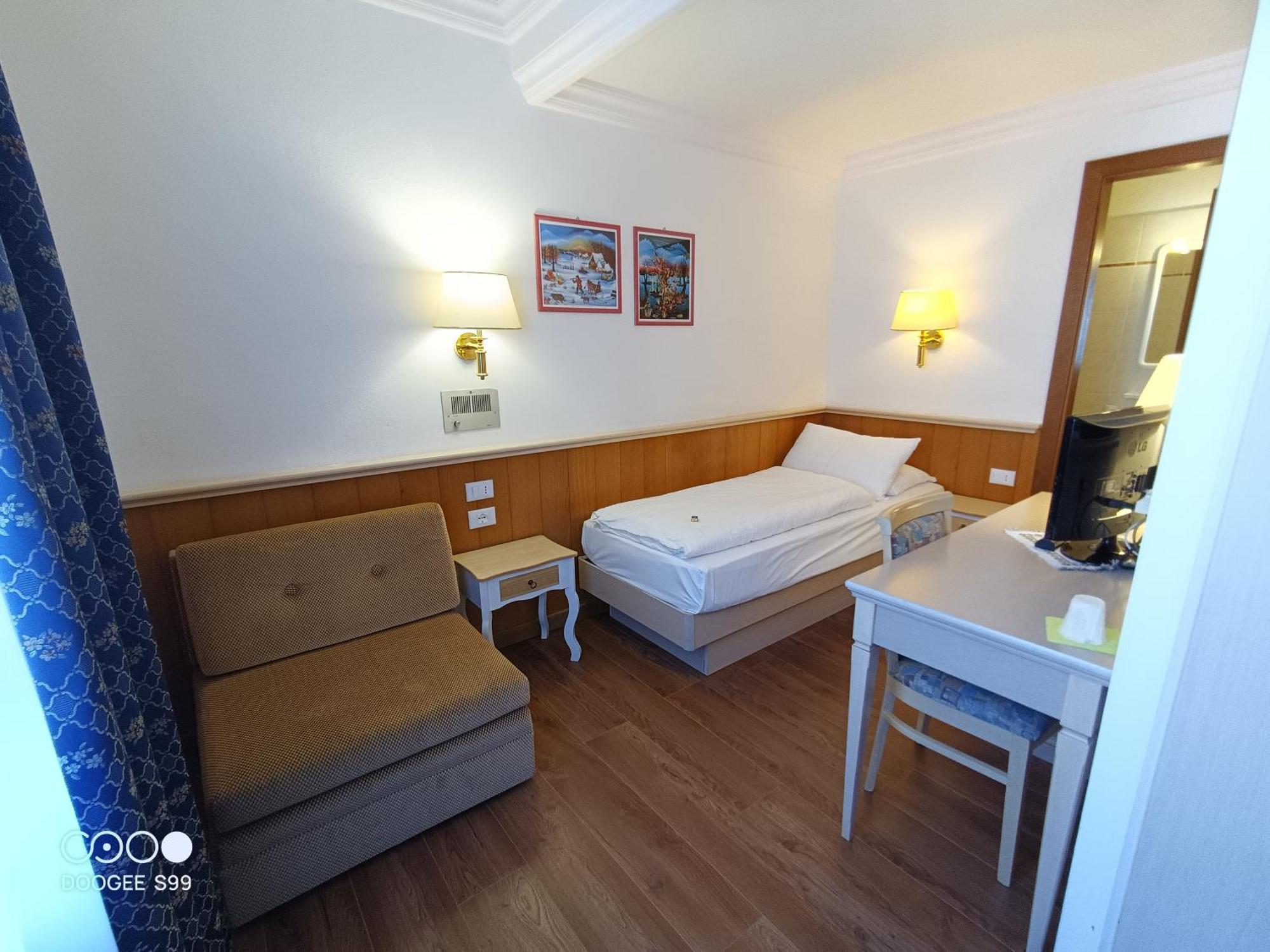 Park Hotel Arnica Фалькаде Экстерьер фото
