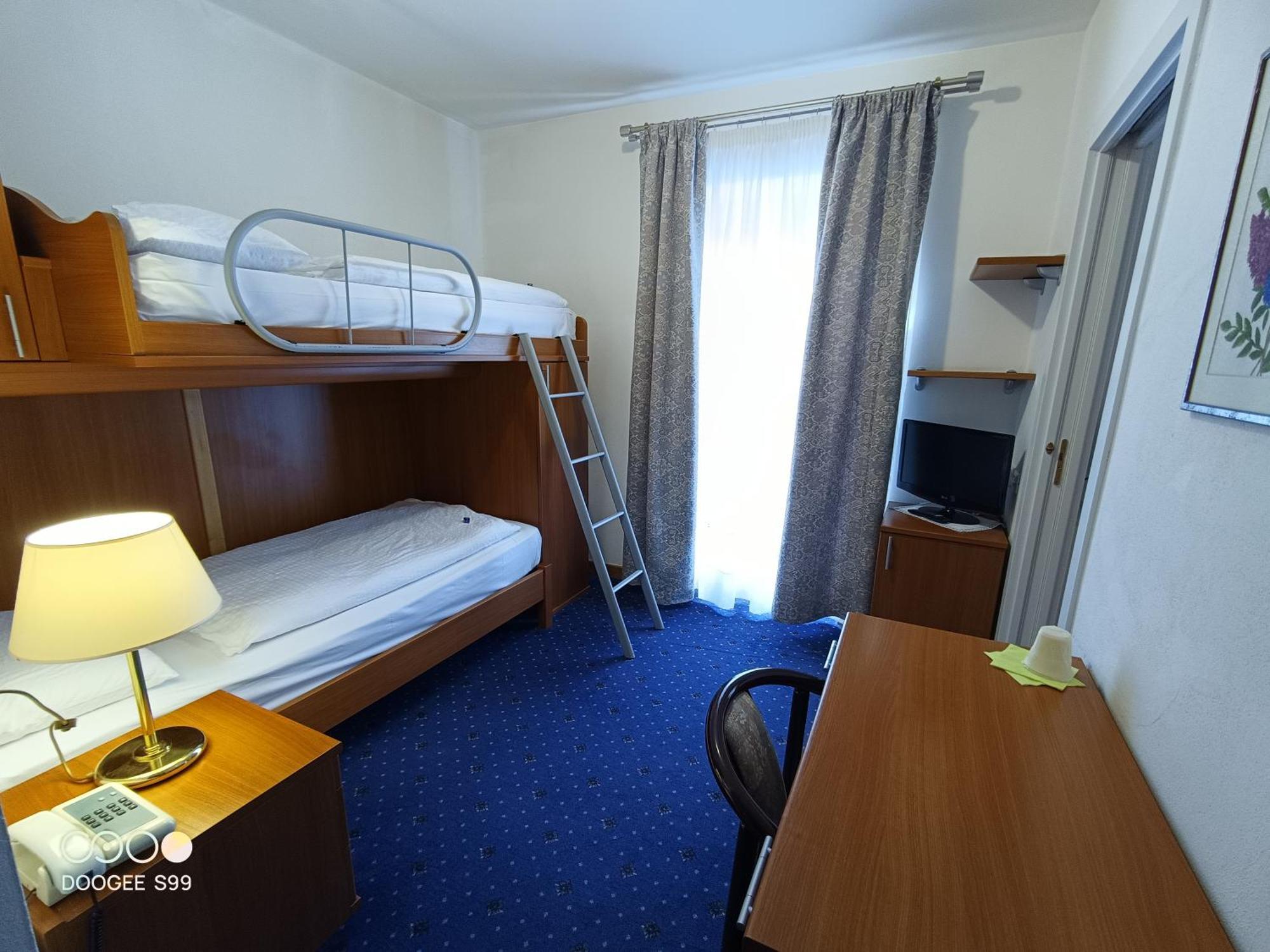 Park Hotel Arnica Фалькаде Экстерьер фото