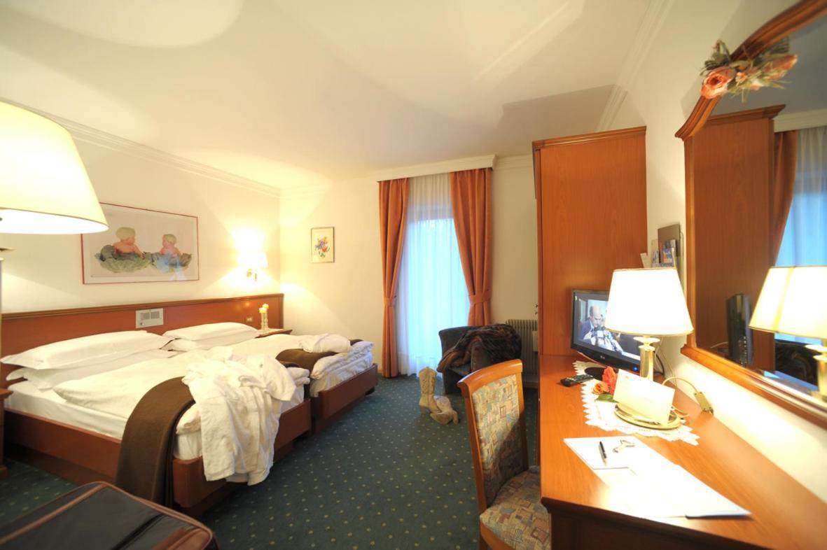Park Hotel Arnica Фалькаде Экстерьер фото